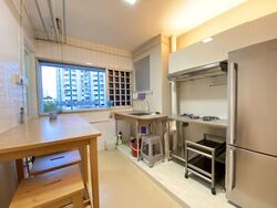 Jurong East Street 32 (Jurong East),  #593660311
